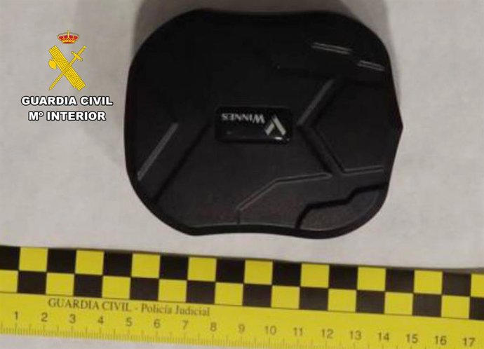 Dispositiu GPS instal·lat en el vehicle de la víctima