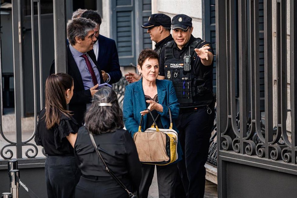 La portavoz de EH Bildu en el Congreso, Mertxe Aizpurua, durante la visita del Papa León XIV al Congreso de los Diputados, a 8 de junio de 2026, en Madrid (España). 