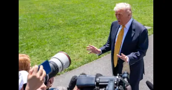 El preu del petroli retrocedix davant de la telefonada de Trump a acabar amb els atacs entre Iran i Israel