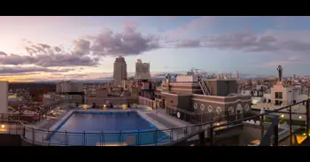Terrazas en Madrid, los oasis urbanos y 'rooftops' gastronómicos imprescindibles del verano