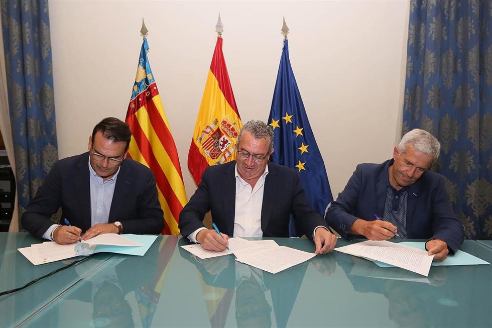 Pilar de la Horadada y Mutxamel se unen al convenio para implantar el sistema GeoGIS de la Diputación