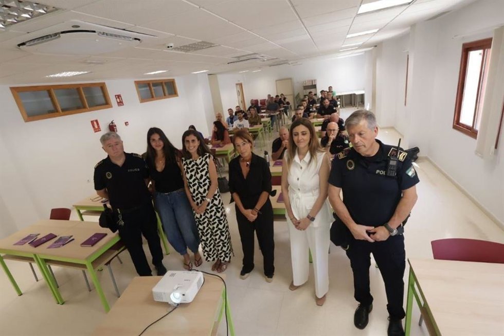 Acción formativa 'Actuación Integral de la Policía Local ante la Violencia de Género', dirigida a agentes de Policía Local.