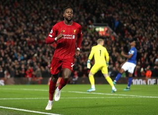 Archivo - 04 December 2019, England, Liverpool: Liverpool's Divock Origi celebrates scoring his side's first goal during the English Premier League soccer match between Liverpool and Everton at Anfield stadium. Photo: Richard Sellers/PA Wire/dpa
