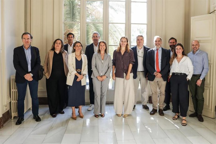 Participantes de la jornada 'Barcelona, derecho y deporte' impulsada por el Colegio de Abogados de Barcelona (ICAB), la Universidad Abat Oliba CEU y la Unión de Federaciones Deportivas de Cataluña (UFEC)