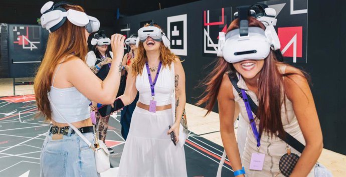Las certeras distopías de Black Mirror se hacen realidad en Madrid