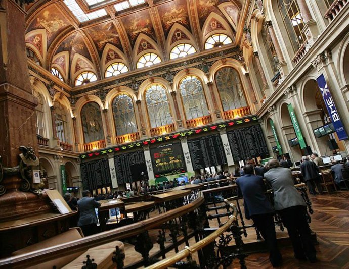 Archivo - Bolsa de Madrid Ibex 35.