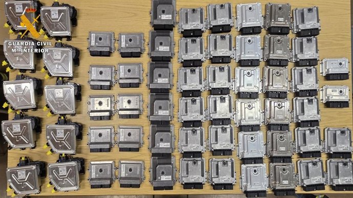 Piezas de vehículos intervenidas al vecino de Alagón que hurtaba y luego vendía