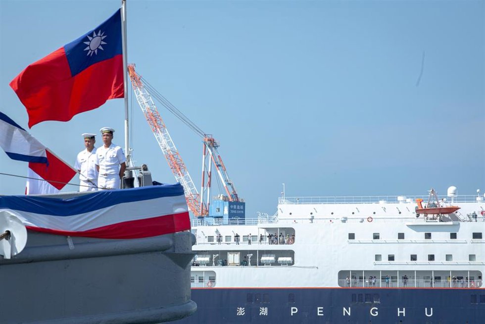 Archivo - Dos buques de la 192.ª Flota de la Armada de Taiwán fueron dados de baja oficialmente en una ceremonia celebrada en el muelle de Hsinbin.