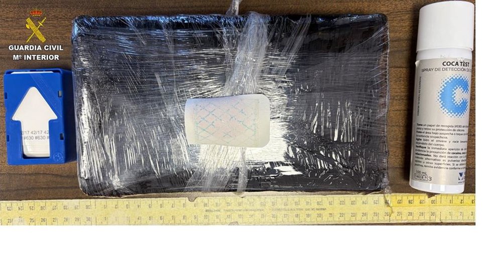 Detenido un joven de 28 años cuando transportaba más de un kilo de cocaína por la A-4 en Puerto Lápice.