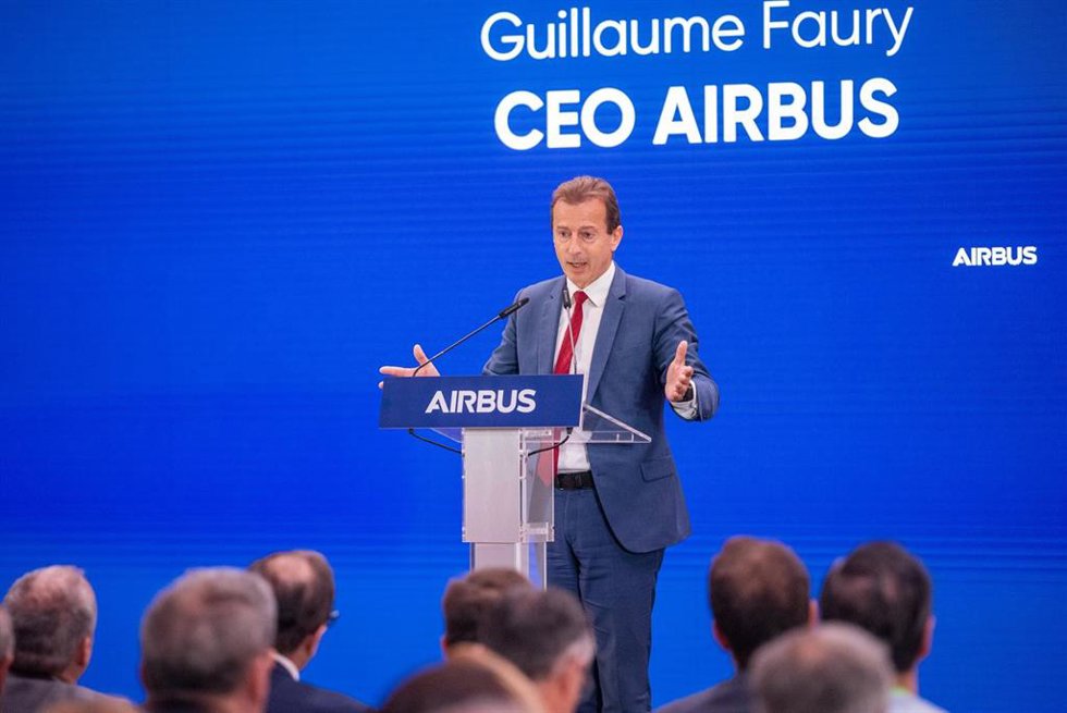 Archivo - El CEO de Airbus, Guillaume Faury, interviene durante la inauguración del HUB Logístico Industrial de Airbus Helicopters en España, en el Parque Logístico y Aeronáutico de Albacete, a 2 de julio de 2024, en Albacete, Castilla-La Mancha (España).