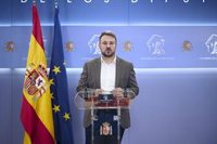 Sumar exige a Sánchez explicaciones contundentes sobre el caso Leire y no "enrocarse": "No nos hemos caído de un guindo"