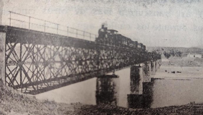 Puente ferroviario de Alconétar ya desaparecido