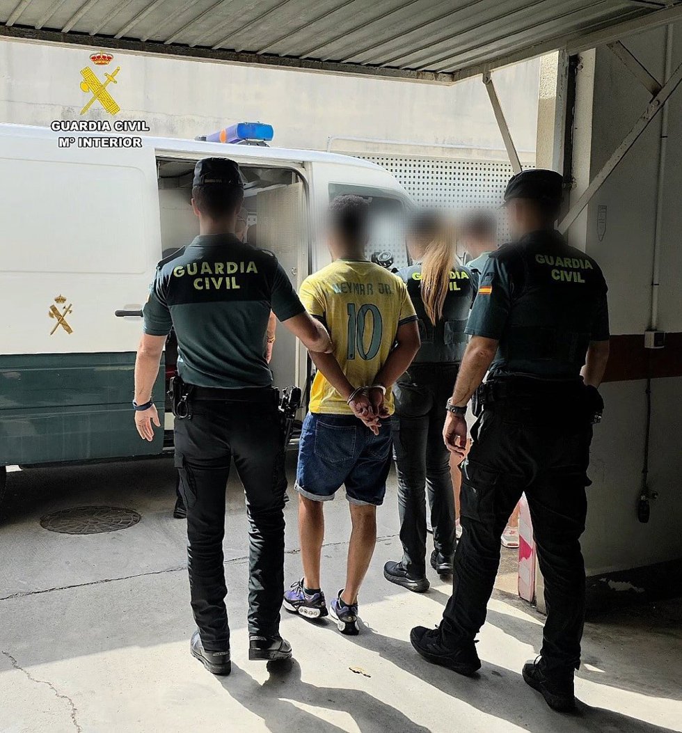 Detenidos tras ser pillados tratando de okupar una vivienda en sa Pobla.