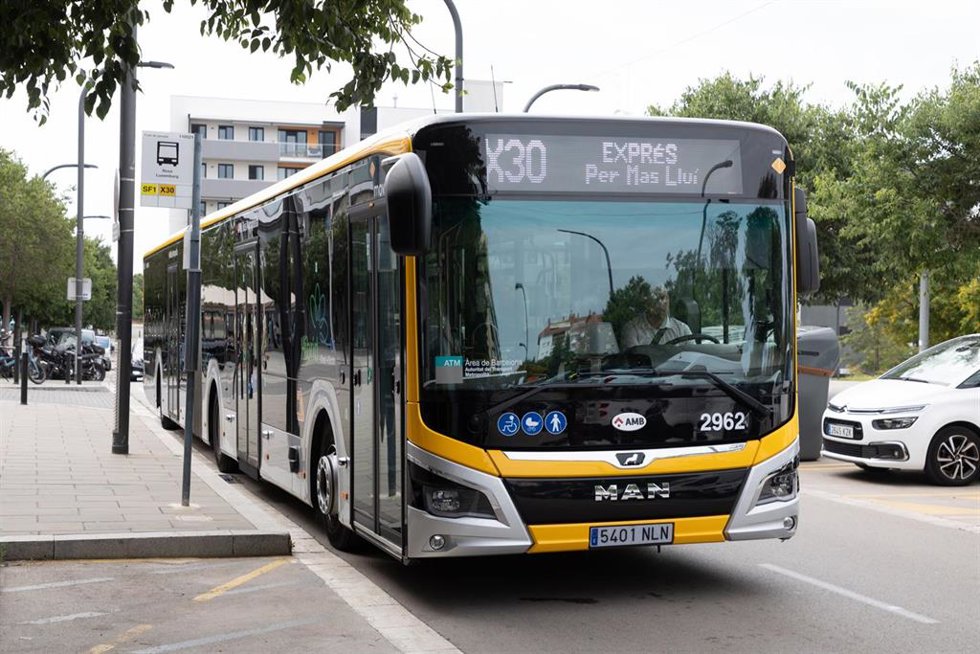 Bus X30