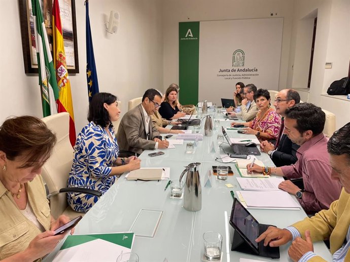 El consejero en funciones de Justicia, Administración Local y Función Pública, José Antonio Nieto, en el último Consejo de Dirección de la Consejería de la XII Legislatura.