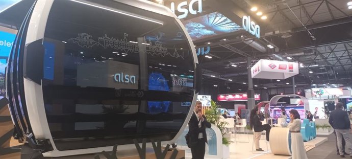 Las 47 nuevas cabinas del Teleférico estará listas en el primer trimestre de 2027, algunas con suelo acristalado