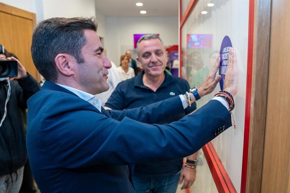 El sindicato UGT de Cantabria, acreditado como Punto Violeta.