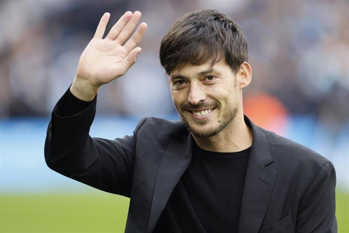 Archivo - El exjugador español David Silva.