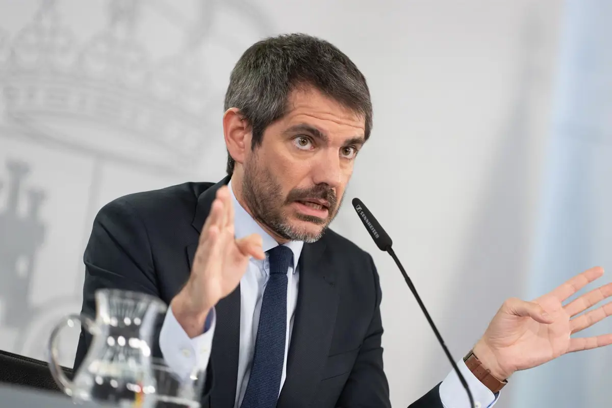 El ministro de Cultura, Ernest Urtasun, durante la rueda de prensa posterior al Consejo de Ministros, en Madrid.