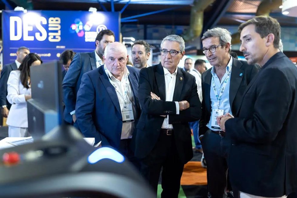 El presidente de la Diputación de Málaga, Francisco Salado, en la inauguración de DES