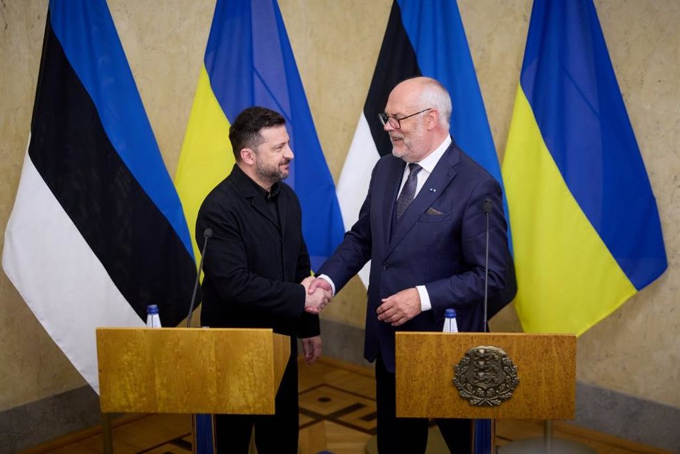 El presidente ucraniano, Volodimir Zelenski, durante una reunión con varios líderes nórdicos y bálticos en una cumbre en Estonia, el 9 de junio de 2026