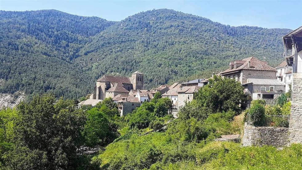 Archivo - Vista de Ansó.