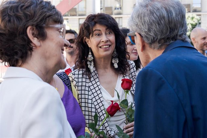 La ministra de Igualdad, Ana Redondo, durante la celebración del acto de ofrenda floral en recuerdo del político socialista Pedro Zerolo, a 9 de junio de 2026, en Madrid (España). 