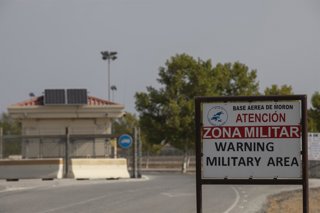 Archivo - Exterior de la base militar de Morón. A 23 de agosto de 2021. En Sevilla (Andalucia, España). Las bases militares que se encuentran en Andalucía --Morón de la Frontera (Sevilla) y Rota (Cádiz)-- acogerán temporalmente a afganos colaboradores de 