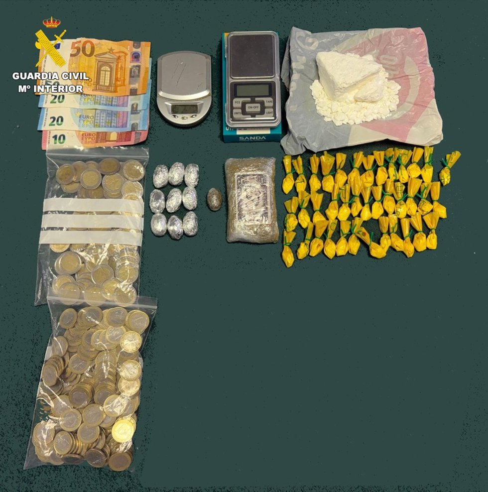 Detenido por tráfico de drogas un vecino de Pontedeume (A Coruña)