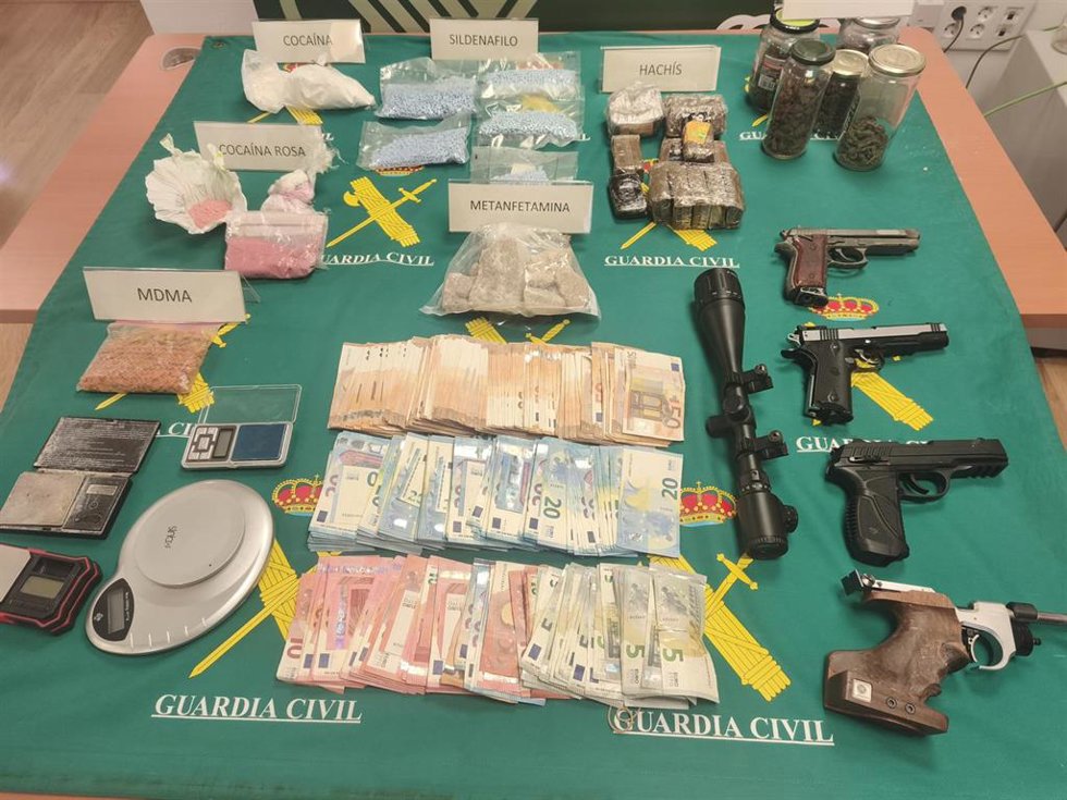 La Guardia Civil desmantela un importante punto de venta de drogas en Alovera.