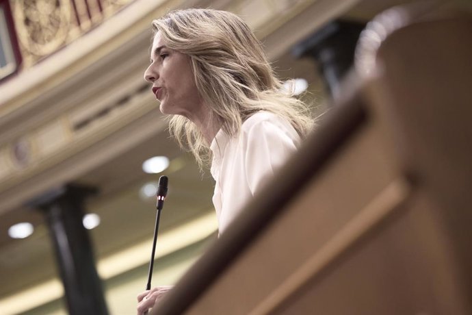 Archivo - La diputada del PP, Cayetana Álvarez de Toledo, durante una sesión plenaria en el Congreso, a 22 de abril de 2026, en Madrid (España). 