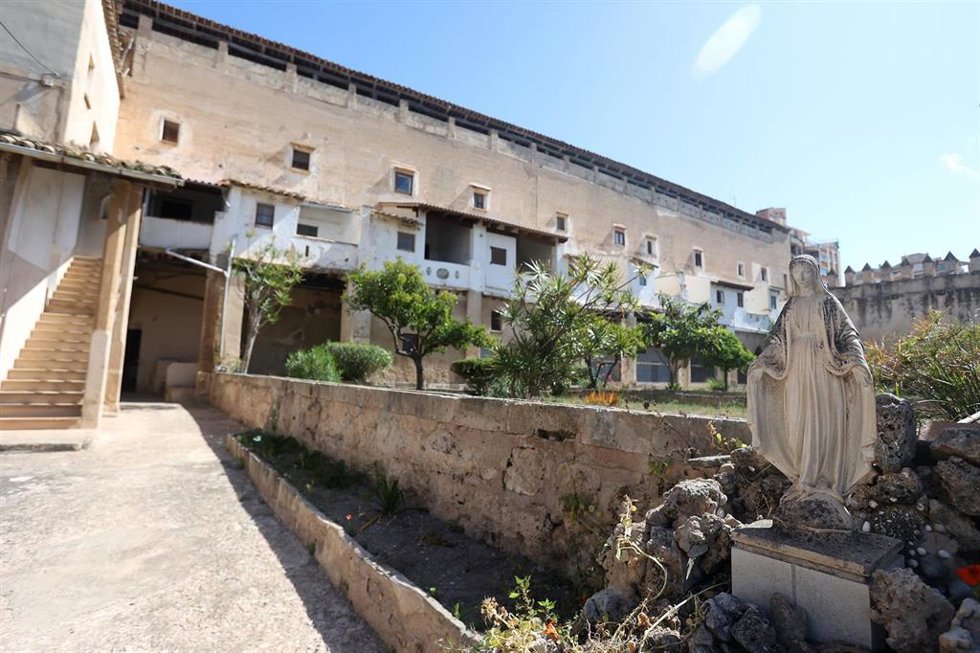 Archivo - Exterior del Monasterio de Santa Isabel, a 17 de mayo de 2024, en Palma de Mallorca, Mallorca, Baleares (España).