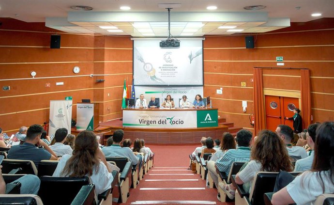 Presentación de la primera edición de las Jornadas de Investigación e Innovación en el Hospital Universitario Virgen del Rocío de Sevilla.