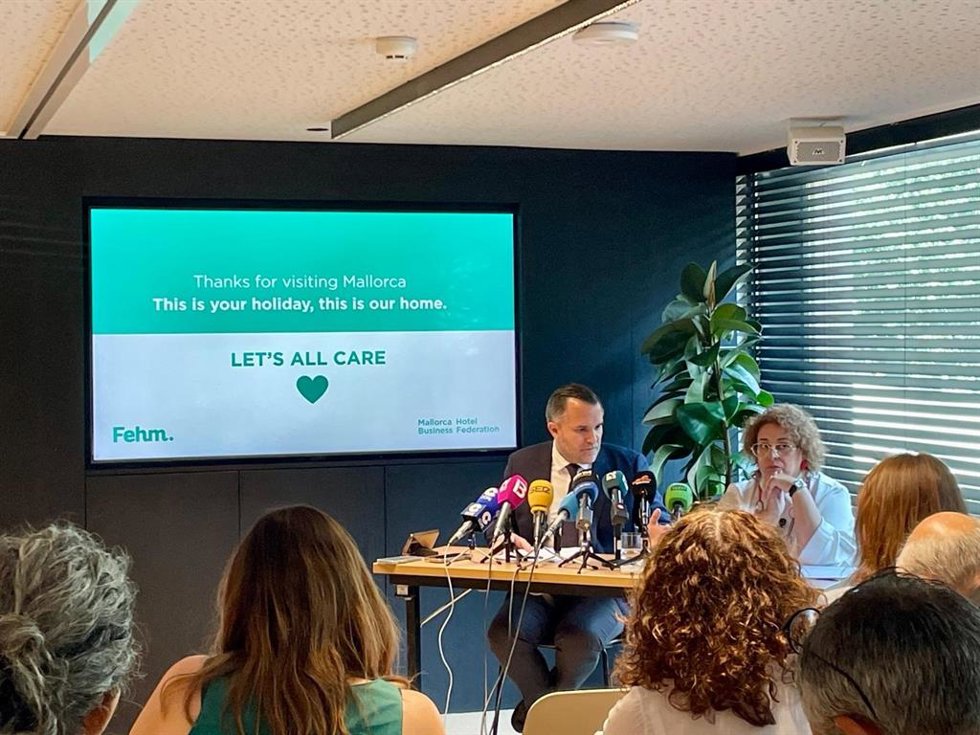 Presentación de la campaña 'Thanks for visiting Mallorca' de la Federación Empresarial Hotelera de Mallorca