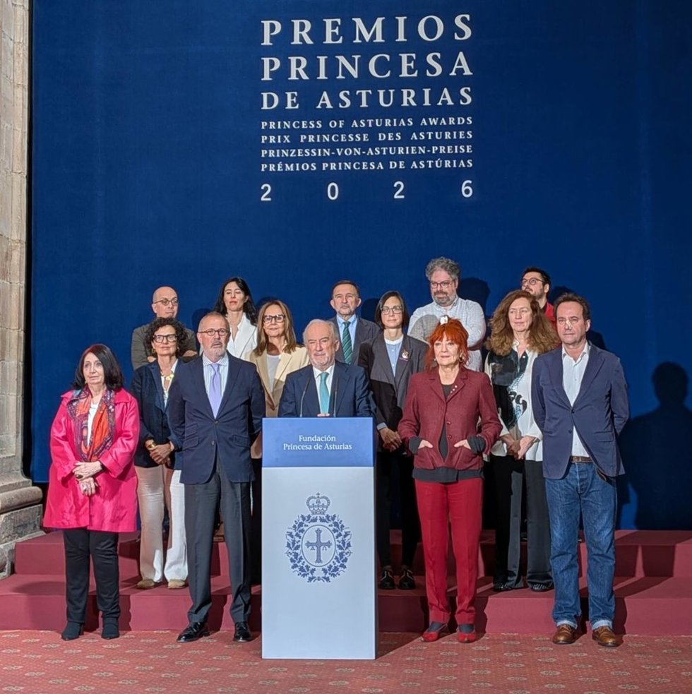 El jurado del Premio Princesa de Asturias de las Letras 2026 durante la lectura del fallo en Oviedo.