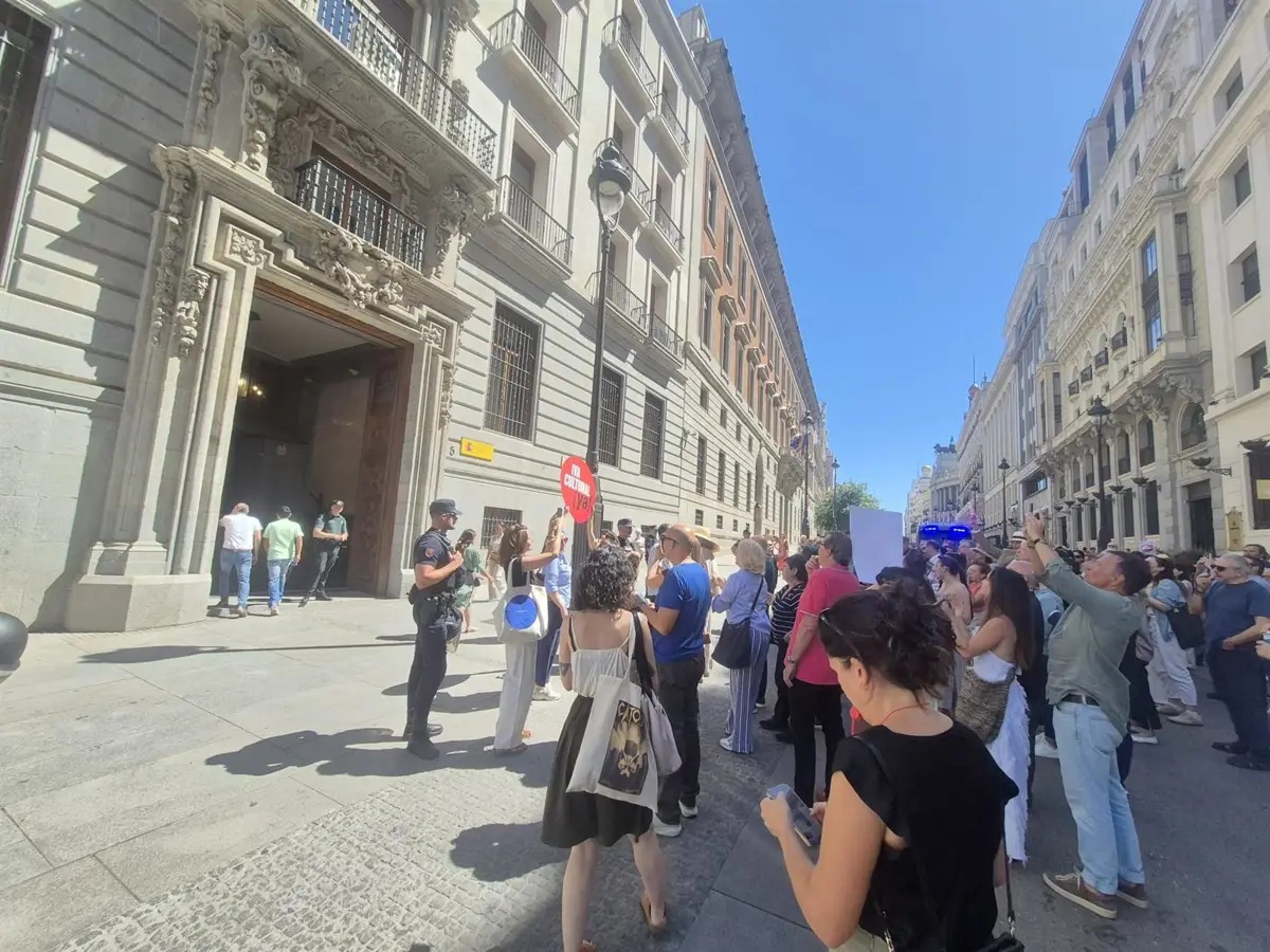 Manifestación por el IVA cultural
