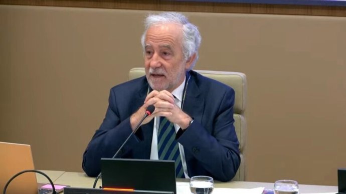 El presidente del TSJIB, Carlos Gómez, comparece en el Parlament.