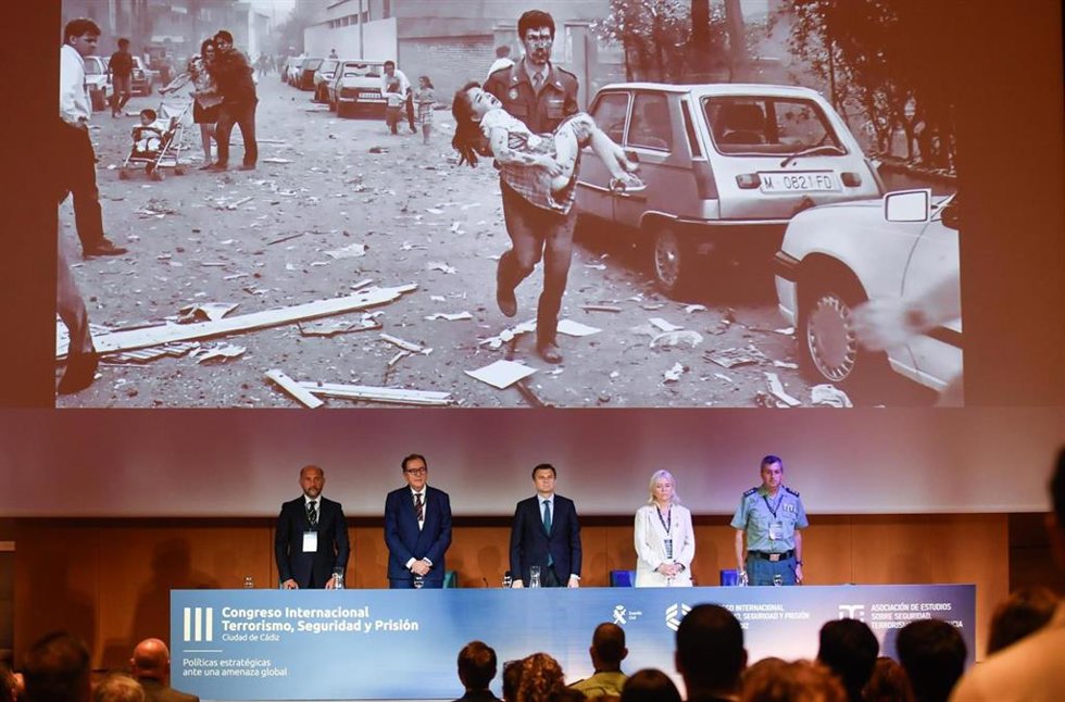 Inauguración del Congreso Internacional 'Terrorismo, Seguridad y Prisión' en Cádiz.