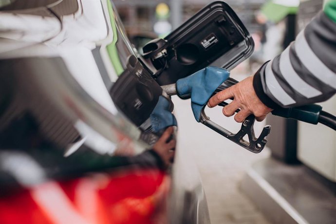Np El Precio Del Combustible, El Gasto Del Coche Que Más Preocupa A Los Conductores Españoles