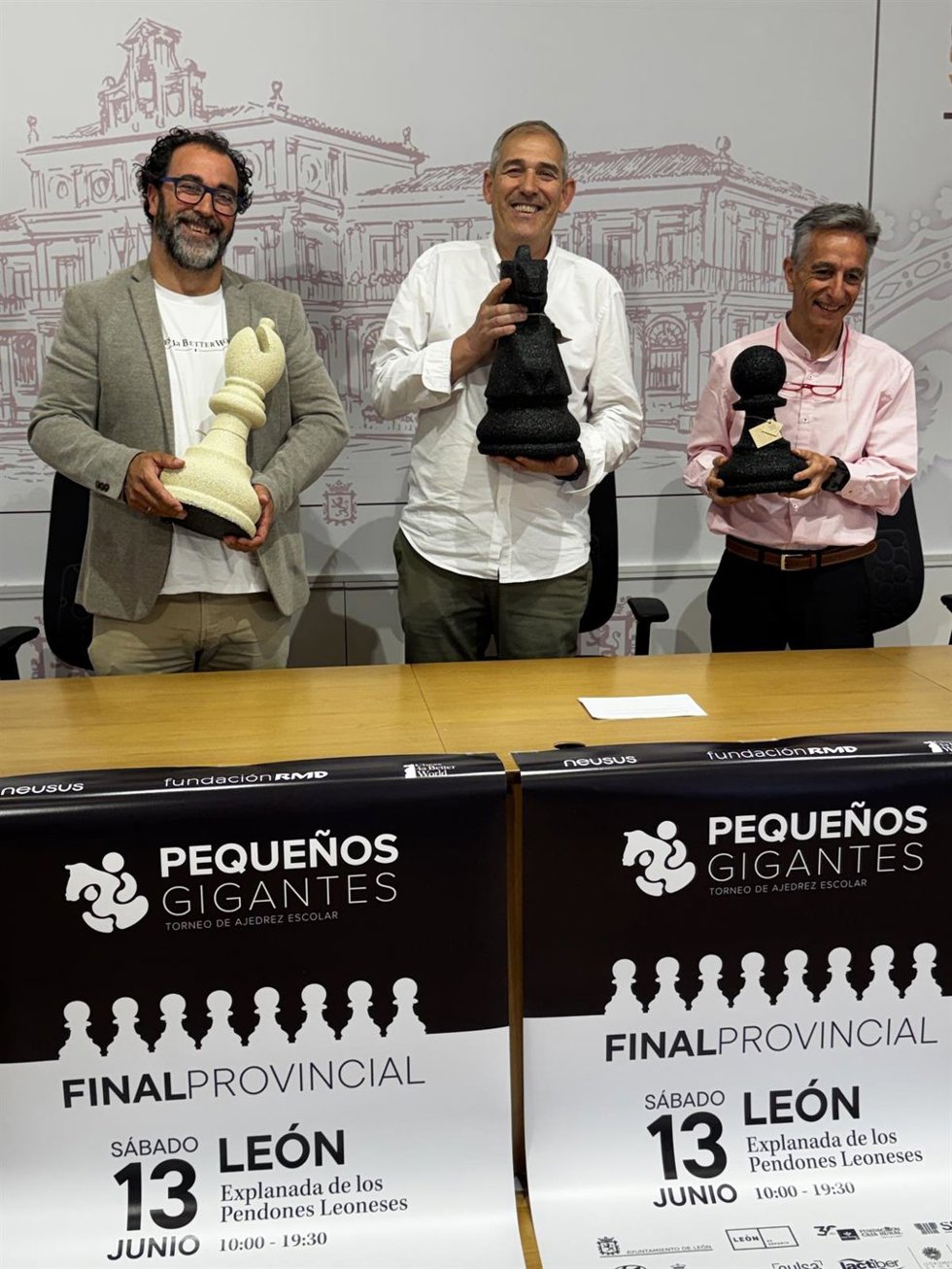Presentación de la final del torneo de ajedrez Pequeños Gigantes.