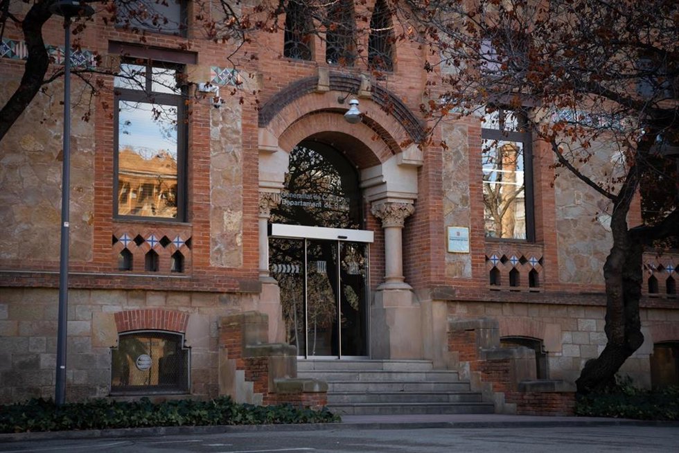 Archivo - Fachada de la Conselleria de Salud en Barcelona