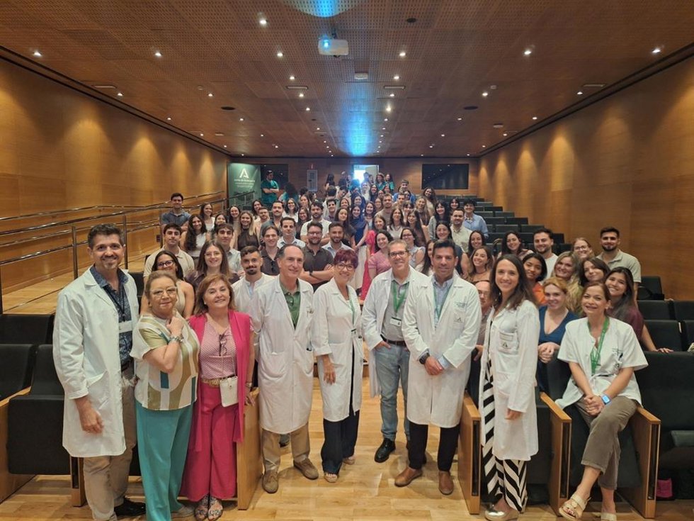 Especialistas internos residentes del Área Sanitaria de Jerez.
