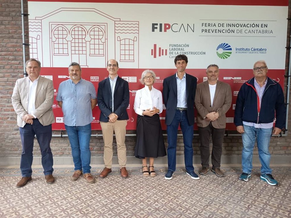 La Feria de Innovación en Prevención de Cantabria reúne en Barreda las últimas novedades en seguridad y salud laboral