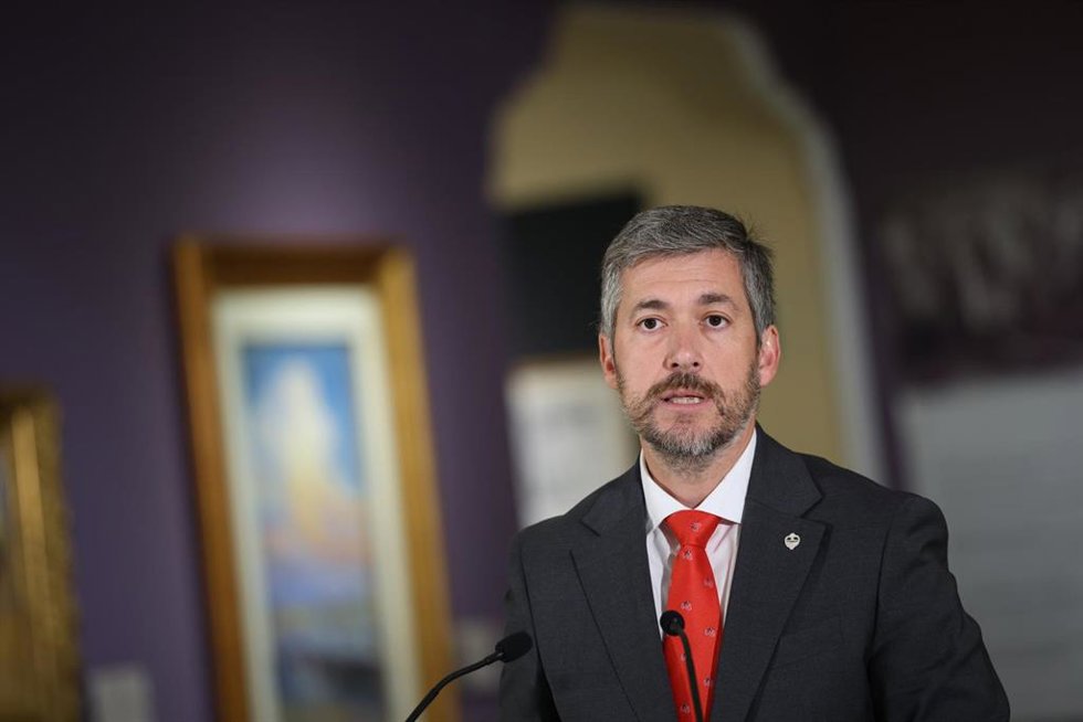 El consejero de Presidencia, Justicia y Administración Local, Miguel Ángel García, tras la reunión del Consejo de Gobierno, en el Ayuntamiento de Colmenar de Oreja, Madrid (España). 