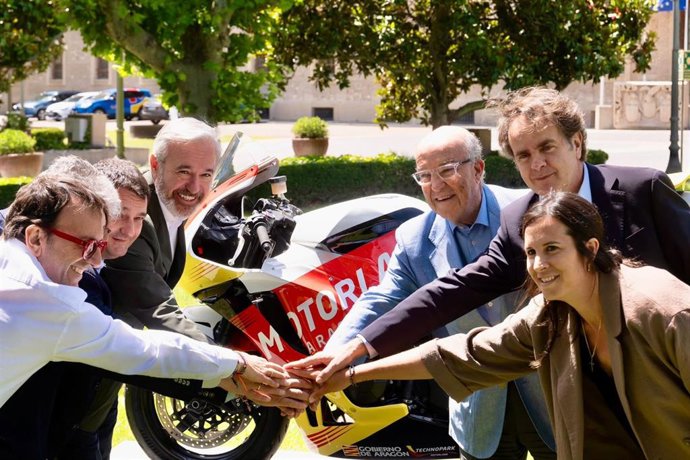 El Gobierno de Aragón y MotoGP Sports Entertaiment Group han rubricado este miércoles la prórroga del acuerdo.