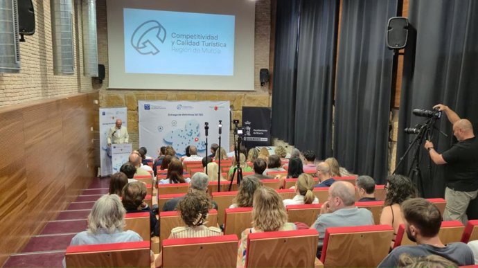 Treinta y seis nuevos distintivos SICTED a la excelencia para empresas y servicios turísticos del Destino Murcia