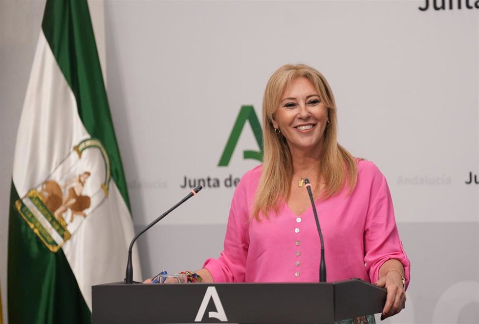 La consejera de Economía, Hacienda, Fondos Europeos y Diálogo Social de la Junta de Andalucía y portavoz del Gobierno en funciones, Carolina España.