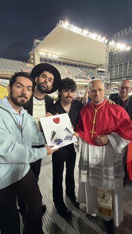 Los integrantes de Siloé junto al Papa León XIV.