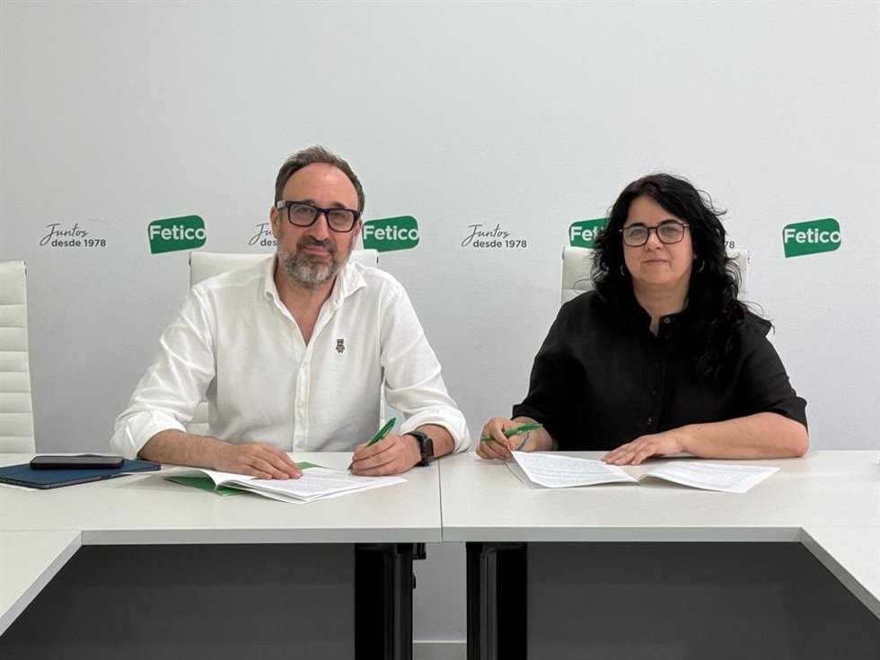 Firma del acuerdo entre FeSTS y Fetico