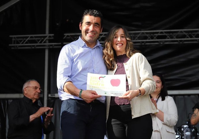 Sagardoaren Lurraldea recibe el premio Grolo de Ouro en la XIII Feira da Sidra de A Estrada